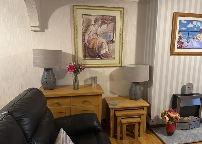 3Bedroom 1Bathroom 1 Shower Room In Quiet Area